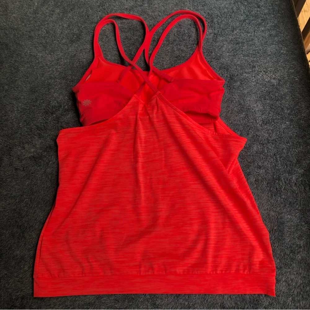 ***SOLD***Women’s Athleta workout athletic tank - Picture 6 of 12